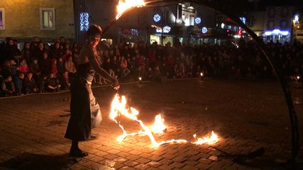 La compagnie Feu non bulle a réchauffé la place Clemenceau