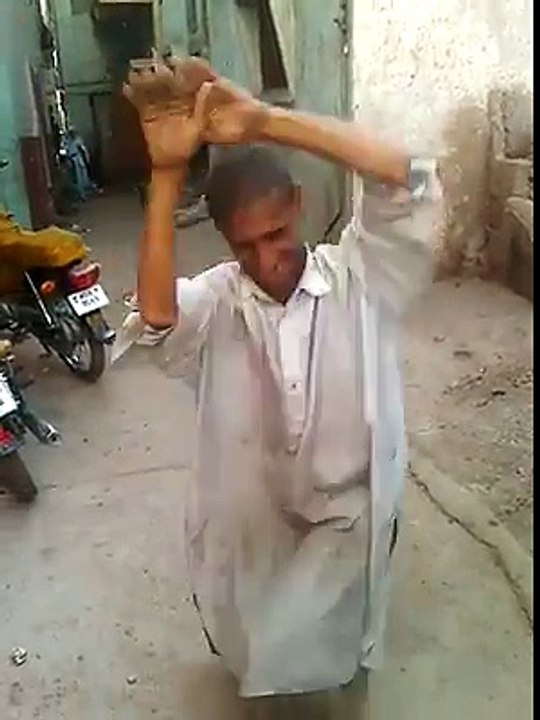 abnormal boy dance