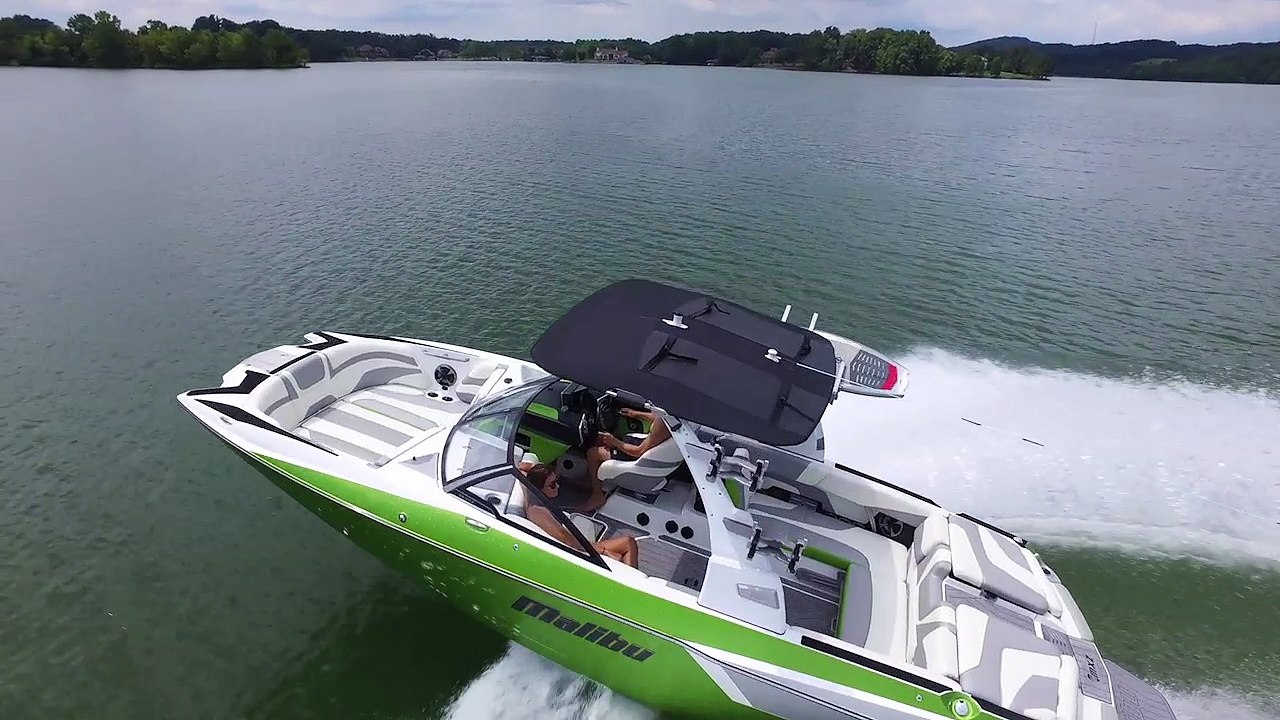 2017 Malibu Wakesetter 24 MXZ - Wakeboarding Review