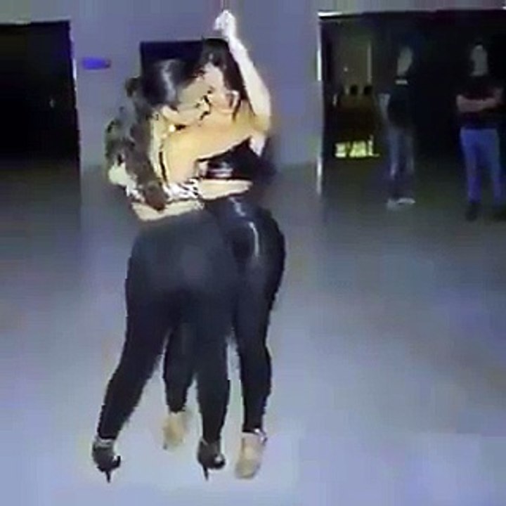 Elles choisissent de se faire plaisir en copines et le résultat est parfait