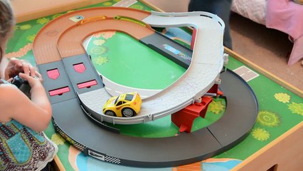 Fisher-Price Shake n Go Raceway - Kinder Playtime