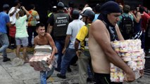 اسکناسهای ۱۰۰ بولیواری در ونزوئلا فعلا از دور خارج نمی شوند
