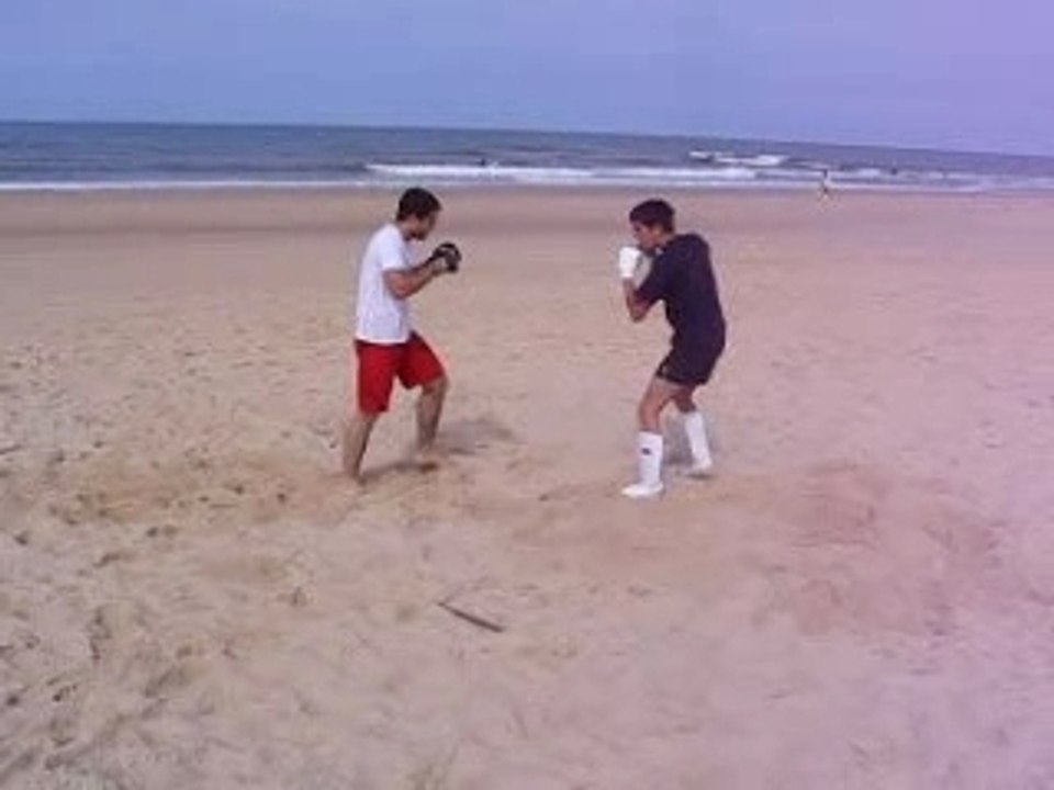 08 - Antoine VS Lucas (combat long)