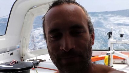 J42 : Une douche dans le Grand Sud pour Fabrice Amedeo / Vendée Globe