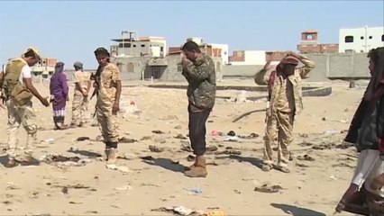مقتل 40 وإصابة 50 خلال تفجير انتحاري بعدن