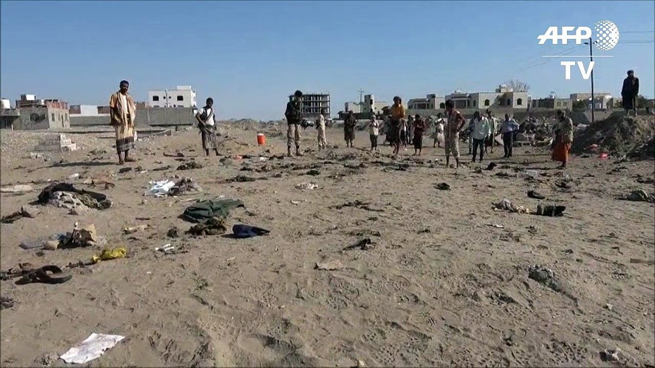 Scores of Yemeni soldiers killed in IS-claimed bombing