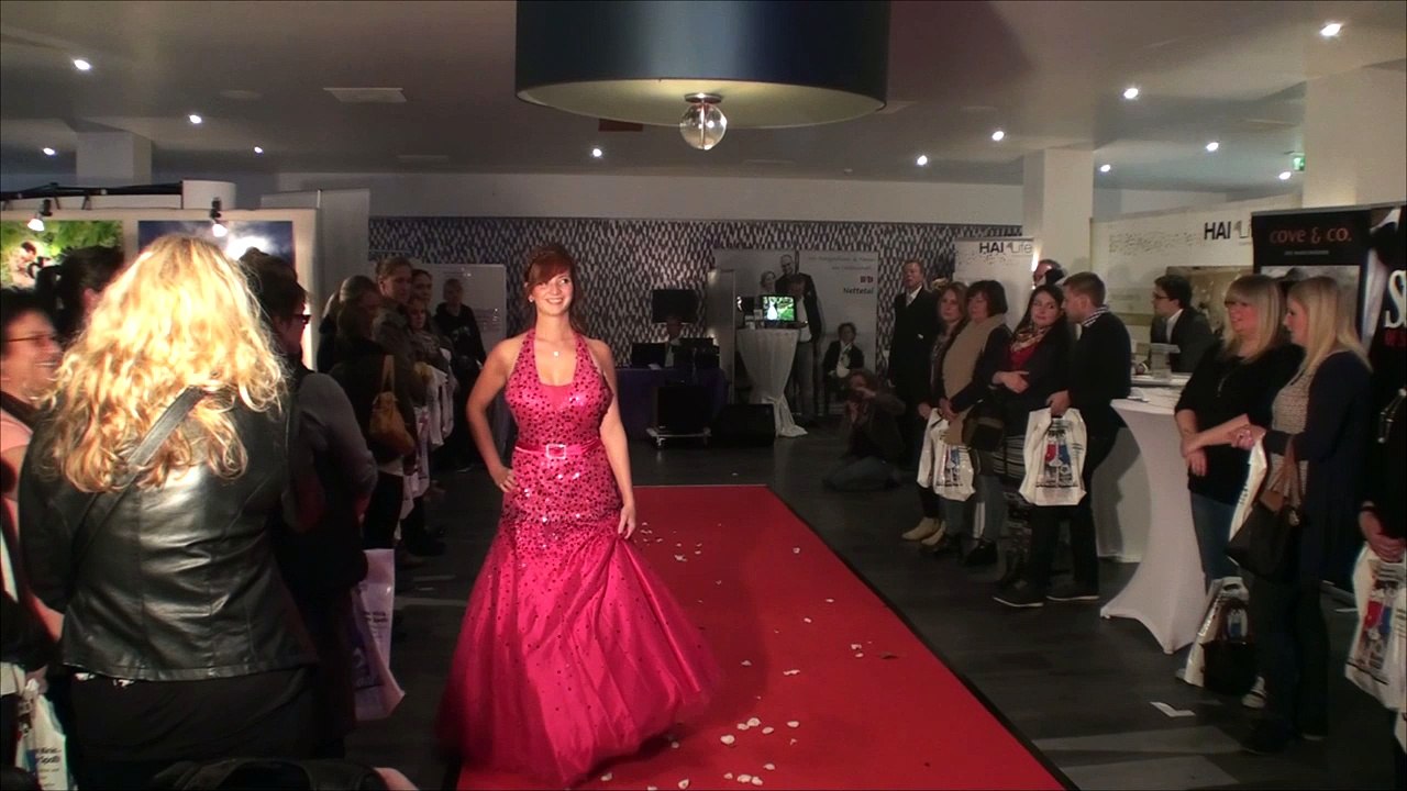 Hochzeitsmesse und Brautmodenschau aus Duisburg von Bea's Kleideratelier