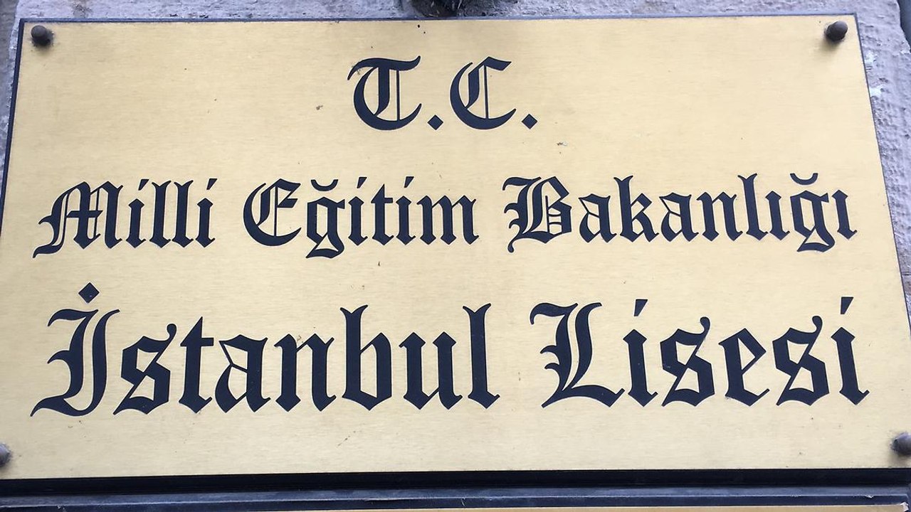 Vorwürfe gegen deutsche Lehrer: Schule in Türkei dementiert Weihnachts-Verbot