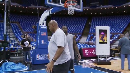 Charles Barkley et Dwyane Wade font un one-one