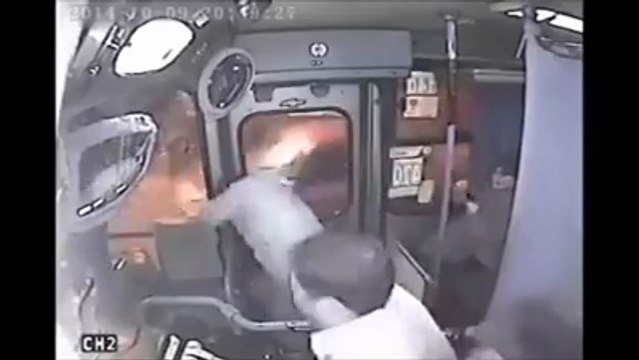 çanta çalmak istedi ama başına ne geldi