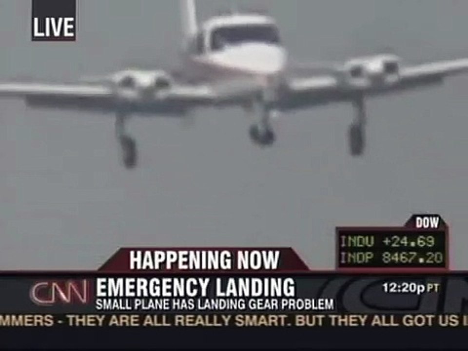 CNN Emergency Landing With A Busted Nose Gear - Funny