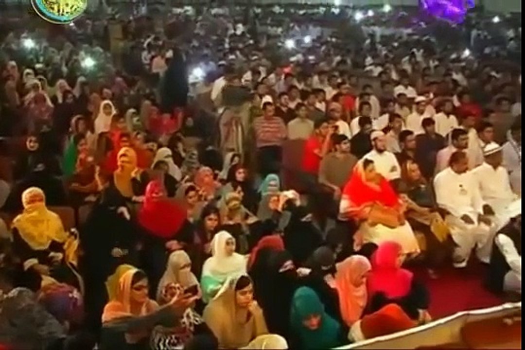 A Billionaire Girl Asked A Question From Mulana Tariq Jameel Most Emotional Baya