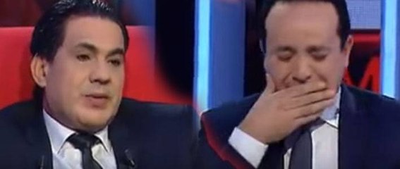 مؤثر : الشقيقان عبد الرزاق وعلاء الشابي يبكيان بمرارة على فقدان أمهما في برنامج مابيناتنا