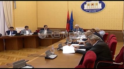 Ora News - Opinioni i Venecias për Vetting-un, Majko: Pozitiv. E përshëndet edhe PD