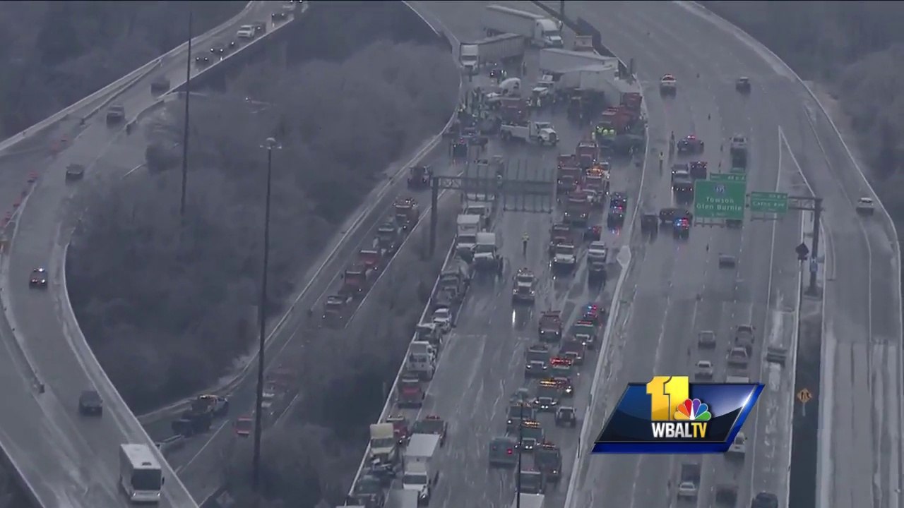 Immense carambolage à Baltimore provoqué par le verglas