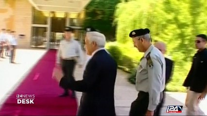 Katsav : Parole board rules Katsav can be released from jail