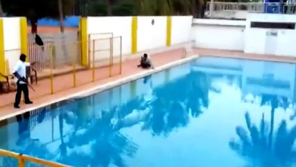 Tiger attacks attacking people and raising horror.