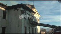 Maliq- Zjarr në Pallatin e Kulturës ‘Dhimitër Orgocka’,digjet godina dy katëshe