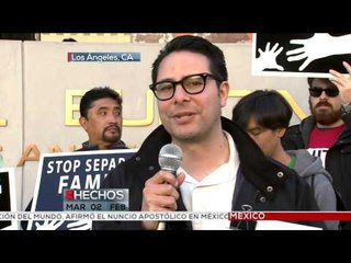 Exigen alto a deportaciones en Los Angeles