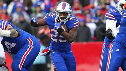LeSean McCoy reaches over 1,000 yards rushing after 24-yard gain