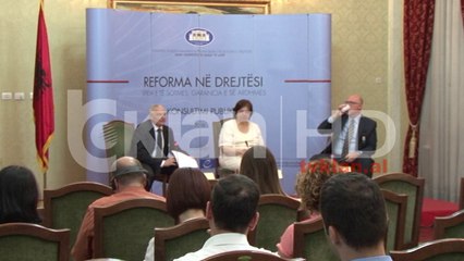 Largohet nga Shqipëria Shefi i Misionit EURALIUS, Rainer Deville
