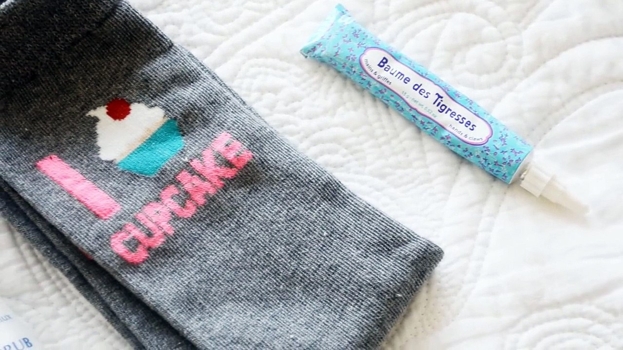 SOIN MAISON POUR DES PIEDS EXTRÊMEMENT DOUX