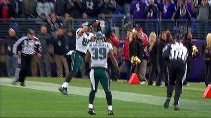 Zach Ertz makes stellar toe-tap catch for 24-yard gain