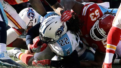 Derrick Henry rushes for a 1-yard touchdown