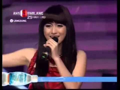 Intan - Ciuman Pertama (Konser New AFI/131213)
