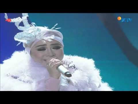 Melly Goeslaw feat Cakra Khan - Ada Apa Dengan Cinta (The Biggest Concert Ada Apa Dengan Cinta 2)