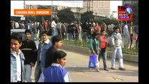 Sahara Mall Gurgaon  Live  Fight || सहारा मॉल गुडगाँव में मारपीट || Latest News in INDIA Today