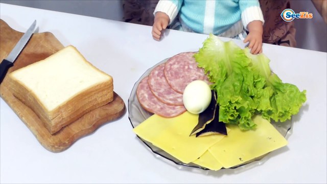 ✔ Кукла Беби Борн. Готовим бутерброды с героями игры Angry Birds - Видео для девочек. Baby born doll