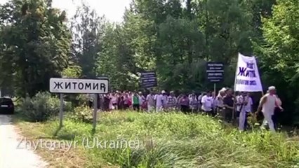 march of live des descendants d'anciens nazis chantent l'hatikva