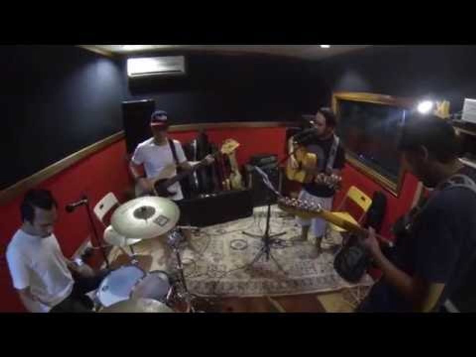 Tatasurya - Selimutilah Dirimu @ Pekanmaya Studio