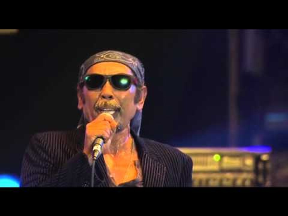 Blues Gang - Perempuan @ Konsert 2 Raksaksa