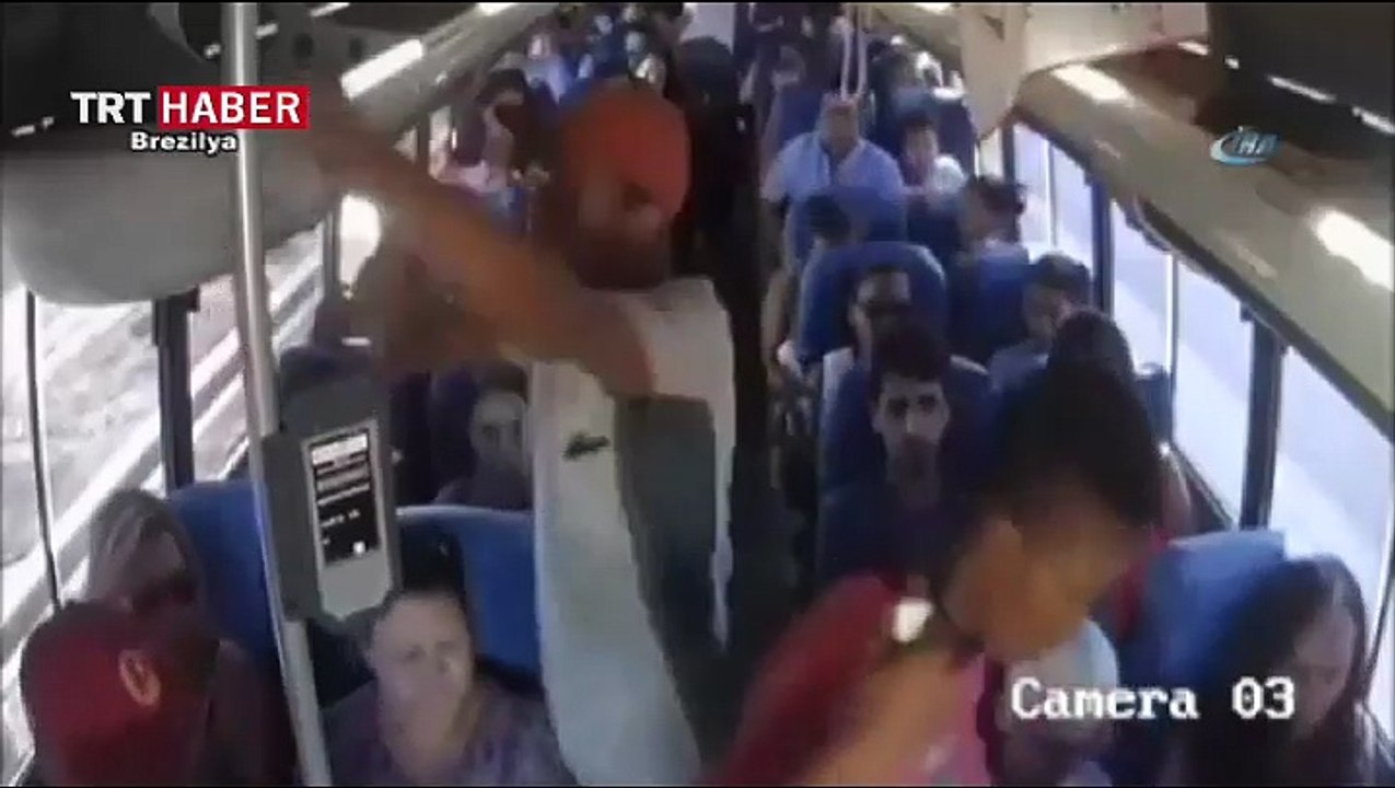 Bıçak zoruyla soydular