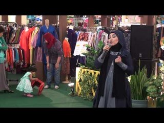 Hari Raya Hari Bahagia by Ramlah Ram (Live), Plaza Massalam, Shah Alam Karnival Aidilfitri 2012