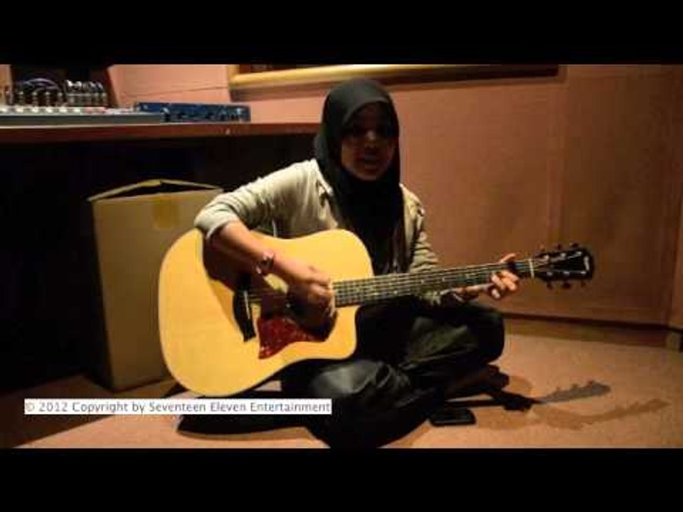 Die in Your Arms (cover) - Najwa Latif