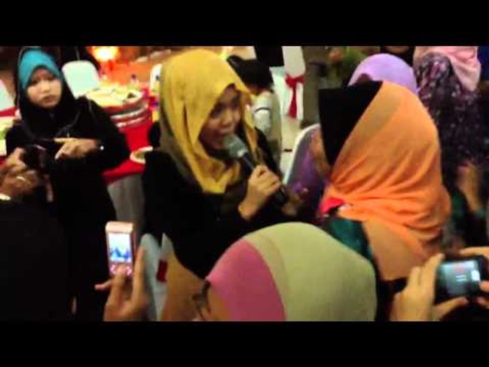 Najwa Latif - kosong live