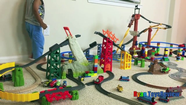 Thomas and Friends Trackmaster Shipwreck Rails Set Avalanche Escape Set trains toys Ryan ToyReview