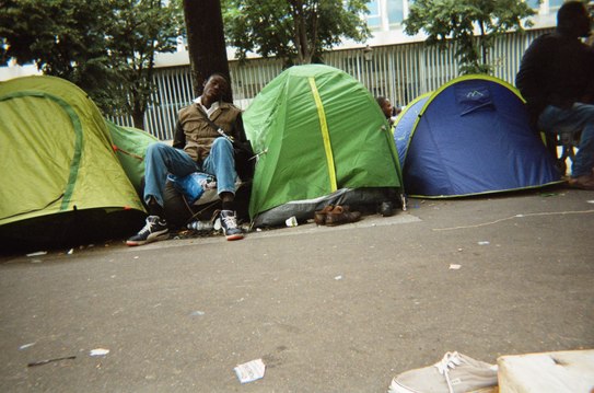 Les migrants de Stalingrad se racontent en photos