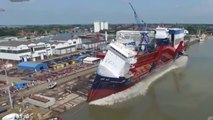 24 Most Insanely Satisfying Ship Launching Ever Recorded