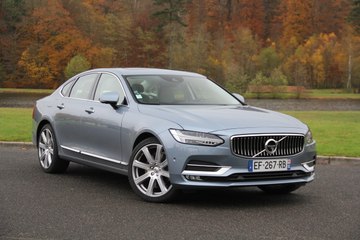 Скачать видео: Essai Volvo S90 : nordique express