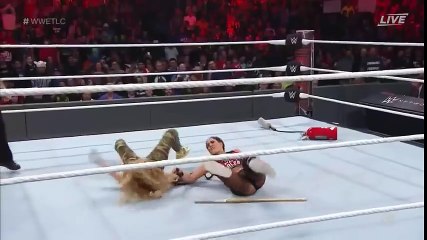 WWE TLC 2016 _ No Disqualification Match _ Nikki Bella def. Carmella