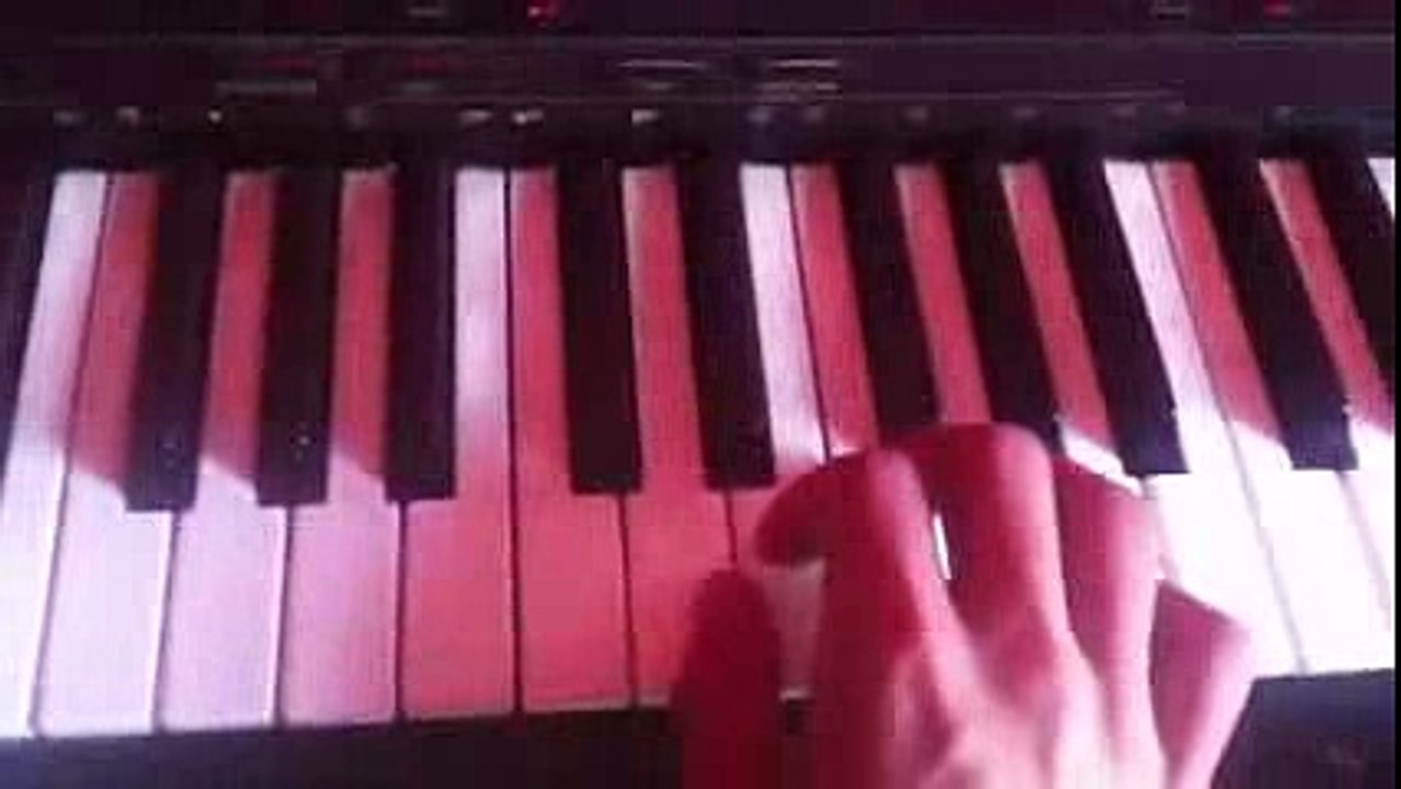 Bilal sghir safi nsit li bini o bink by piano tutorial Fb - - 10Youtube.com