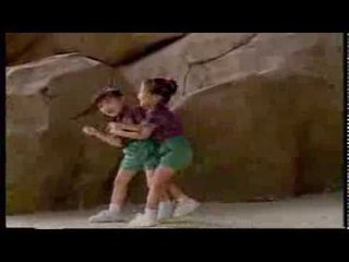 四千金 Four Golden Princess - 我的家庭/顽皮的小猫/小小蚂蚁