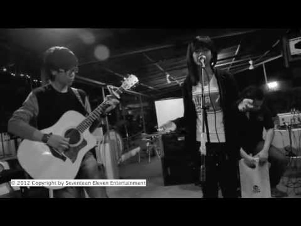 Persembahan Live @ Audemas Cafe iamNEETA - Terima Kasih