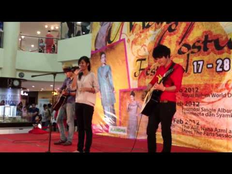 Iamneeta Tuhan Tolong Aku