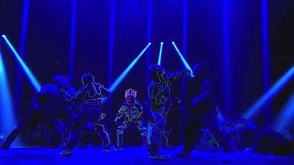 Electric Trouble + Glass Hopper + El Squad Performance | Red Bull BC One World Final 2016