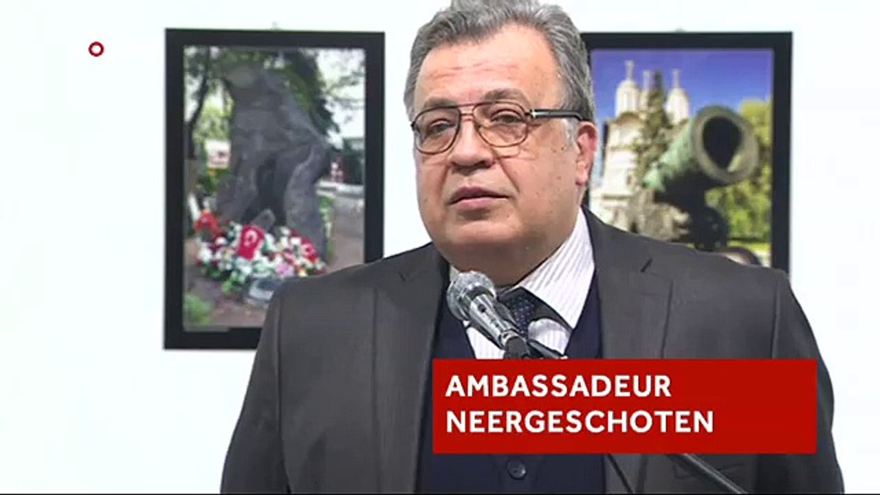 Ankara’da silahlı saldırıya uğrayan Büyükelçi Karlov öldü